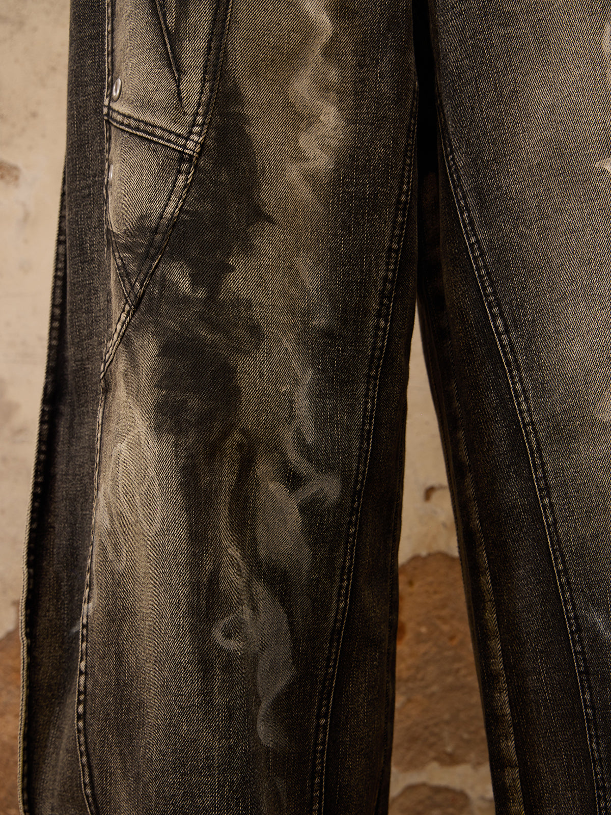 Personsoul Graffiti Contour Jeans
