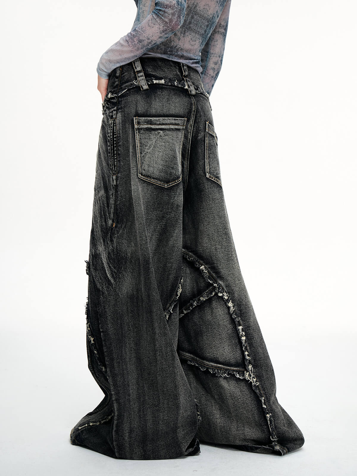  Folded Structure Baggy Jeans